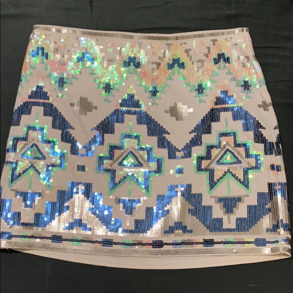 Express mini skirt